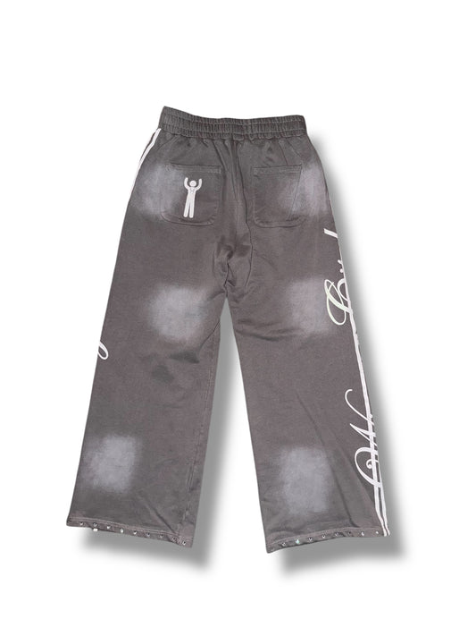 STRIPED GREY SWEATPANTS